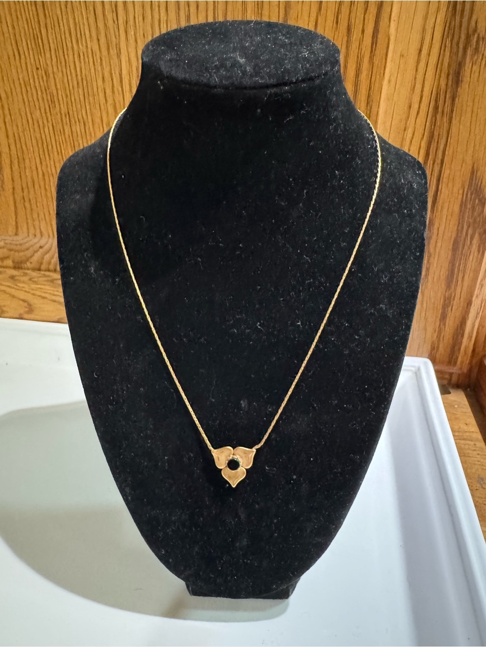 Vintage 14KGE Clover Gemstone Pendant Necklace - Elegant Women’s Jewelry